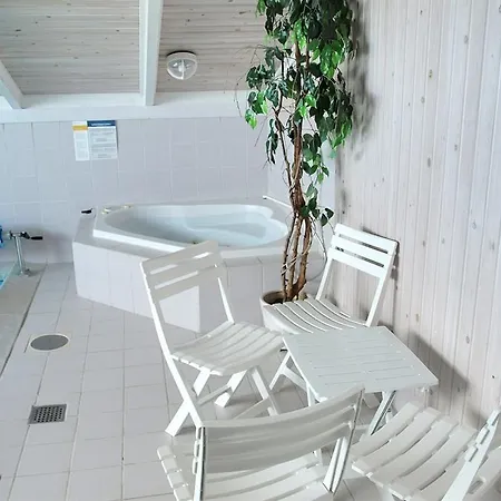Four-bedroom Holiday Augustvej With A Sauna 06 *